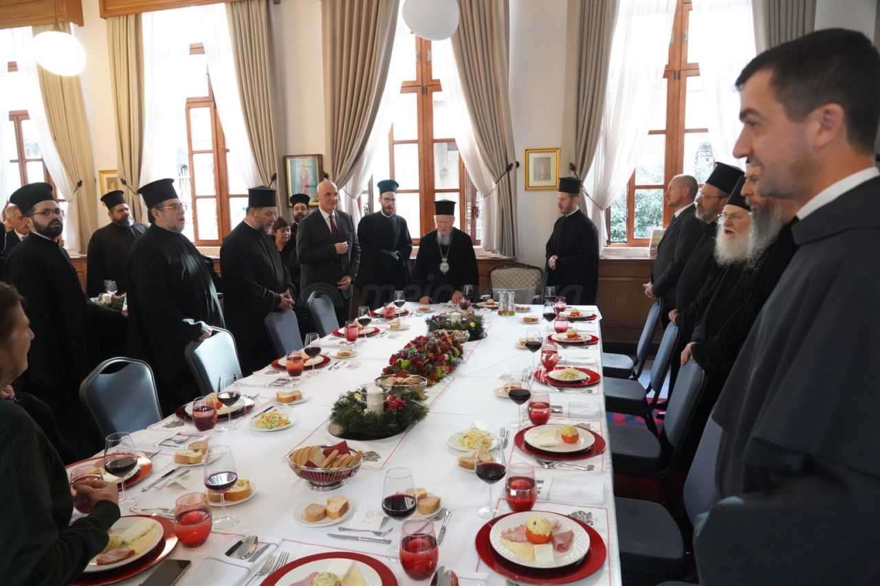 Με μοναχικούς Έλληνες της Κωνσταντινούπολης γιόρτασε ο Οικουμενικός Πατριάρχης τα Χριστούγεννα