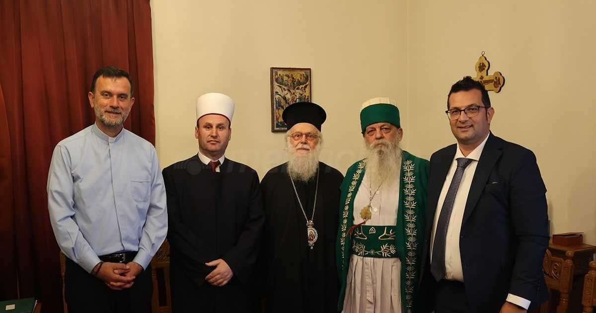 Το Διαθρησκειακό Συμβούλιο της Αλβανίας προσεύχεται για τον Αρχιεπίσκοπο Αναστάσιο