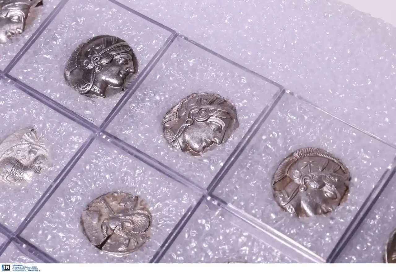 Η Ελλάδα επιστρέφει 1.055 αρχαία λυδικά νομίσματα στην Τουρκία