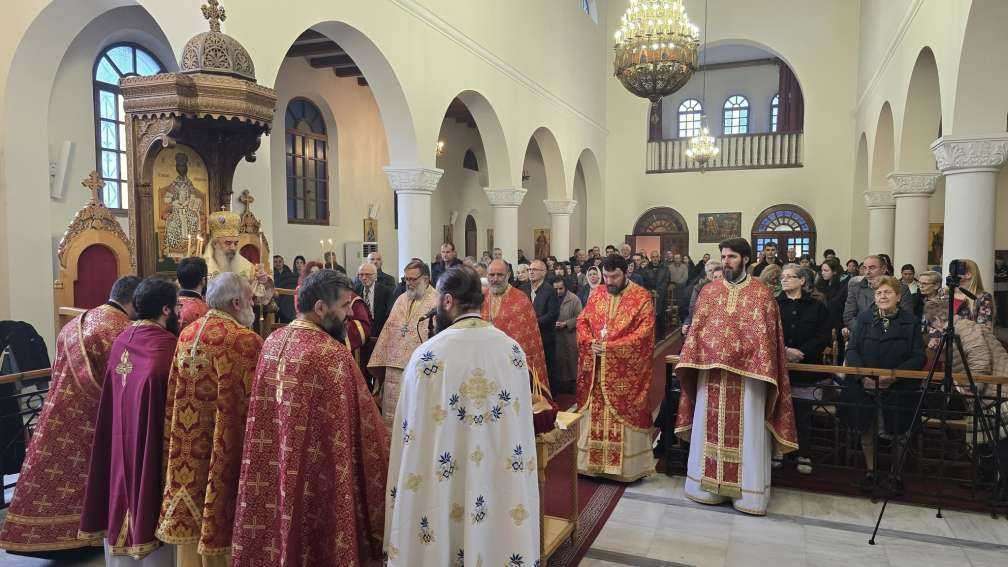Εόρτασε ο Παλιός Καθεδρικός Ναός του Ευαγγελισμού της Θεοτόκου στα Τίρανα