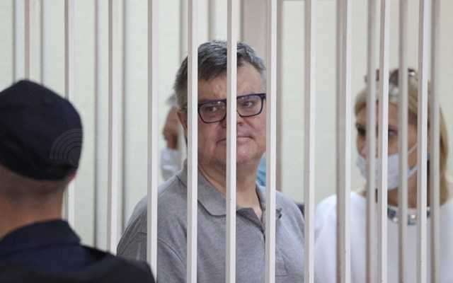 Λευκορωσία: Φωτογραφίες του φυλακισμένου αντιπολιτευόμενου Μπαμπάρικο για πρώτη φορά από το 2023