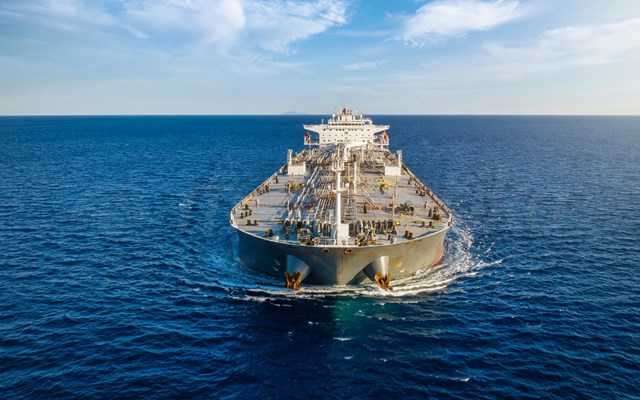 Πλοίο με ρωσικό πετρέλαιο της Rosneft αγκυροβόλησε στην Κίνα παρά τις κυρώσεις των ΗΠΑ