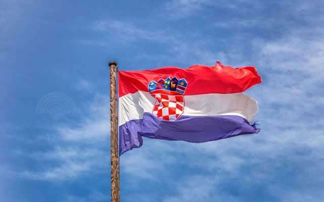 Κροατία: Στον δεύτερο γύρο των προεδρικών εκλογών Μιλάνοβιτς και Πρίμορατς