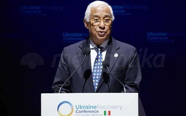 Οι Βρυξέλλες απαιτούν "σεβασμό" από τον Τραμπ