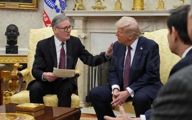 Bloomberg: Μπροστά στο πιο δύσκολο στοίχημά της η Ευρώπη που προσπαθεί να αποφύγει τη ρήξη με τις ΗΠΑ