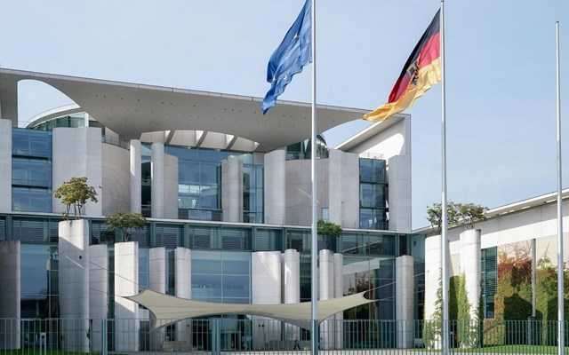 Γερμανία: Ο χρόνος μετρά αντίστροφα για τη Ρωσία - Ή δέχεται εκεχειρία έως το βράδυ ή νέο κύμα κυρώσεων