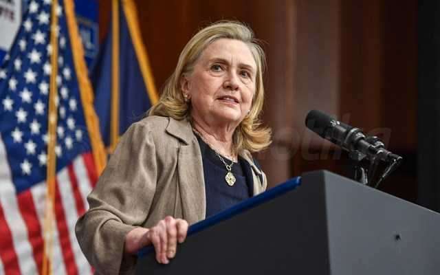 Χίλαρι Κλίντον: Η αντίδρασή της όταν άκουσε τον Τραμπ να λέει "θα αλλάξω όνομα στον Κόλπο του Μεξικού"