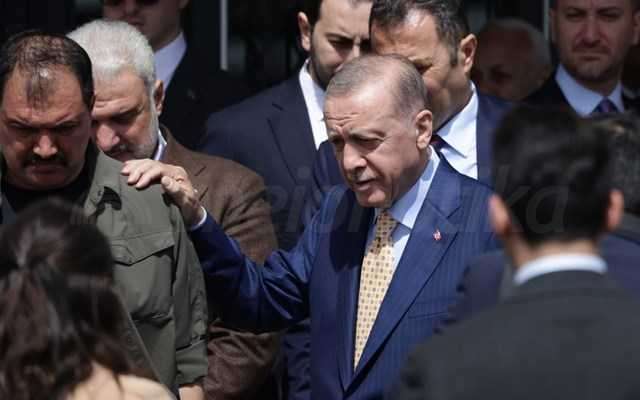 Ερντογάν σε Στάρμερ: Έτοιμη η Τουρκία να φιλοξενήσει ειρηνευτικές συνομιλίες Ουκρανίας - Ρωσίας