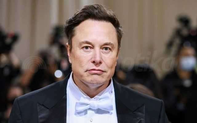 Ο Μασκ άλλαξε το όνομά του στο "Χ" σε "Kekius Maximus" - Εκτοξεύτηκε το ομώνυμο κρυπτονόμισμα