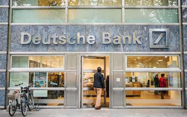 Deutsche Bank: Βουτιά στα κέρδη του δ' τριμήνου