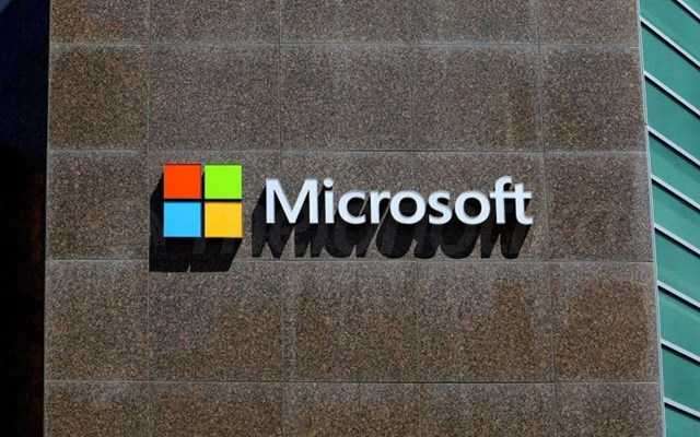 Η Microsoft σχεδιάζει δαπάνες $80 δισ. σε κέντρα δεδομένων με χρήση AI μέσα στο 2025