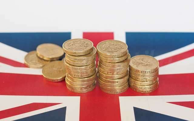 Υπ. Εμπορίου Βρετανίας: Η οικονομία μας θα μπορούσε να κινδυνεύσει ιδιαίτερα από τον δασμολογικό πόλεμο του Ντ. Τραμπ