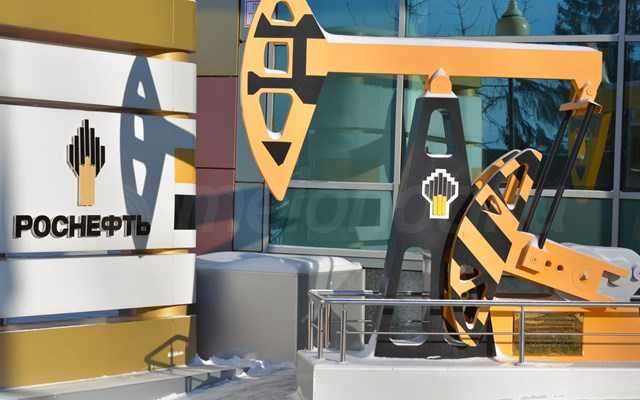 Η ρωσική Rosneft ανακοινώνει πτώση 70% στα καθαρά κέρδη στο εννεάμηνο