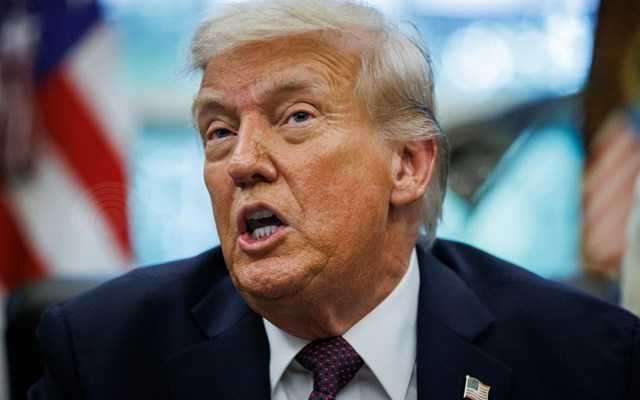 Προειδοποίηση Τραμπ στο Ανώτατο Δικαστήριο να μην μπλοκάρει τους δασμούς - "Θα ήμασταν οικονομικά ανυπεράσπιστοι"