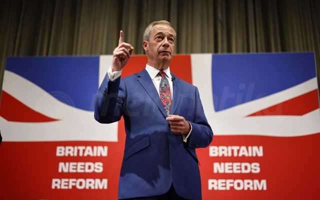 Βρετανία: O Φάρατζ ξεπέρασε για πρώτη φορά τον Στάρμερ στην προτίμηση για πρωθυπουργό