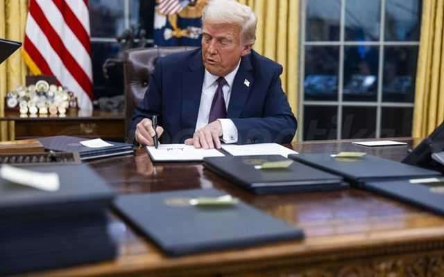 Τραμπ: Θέλουμε 500 δισ. δολ. σε ουκρανικές σπάνιες γαίες - "Μια μέρα η Ουκρανία μπορεί να είναι ρωσική"