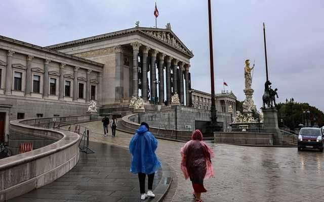 Ο Αϊ Βασίλης δεν έφερε κυβέρνηση στη Βιέννη