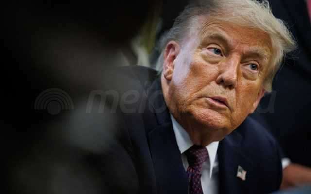 Βυθίζεται και αλλο η δημοτικότητα του Τραμπ