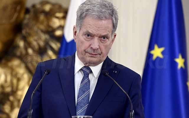 Νιινίστο (τέως πρόεδρος Φινλανδίας): Οι Ευρωπαίοι πρέπει να συνομιλήσουν με τον Πούτιν