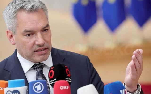 Αυστρία: Παραιτείται ο πρωθυπουργός Νεχάμερ