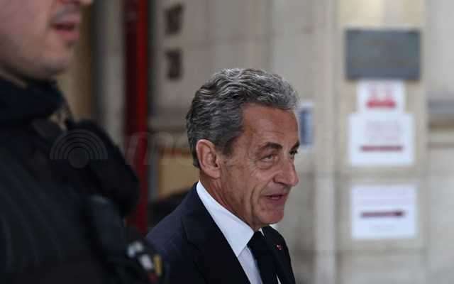 Σαρκοζί: Ποινή κάθειρξης 7 ετών ζητούν οι εισαγγελείς για τη χρηματοδότηση της εκστρατείας του από τη Λιβύη