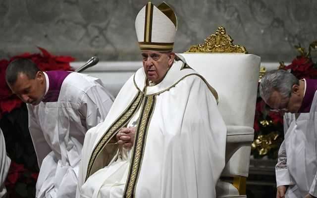 Ιταλία: O πάπας Φραγκίσκος χαιρέτισε και ευλόγησε τους πιστούς από το νοσοκομείο Τζεμέλι - Σήμερα επιστρέφει στο Βατικανό