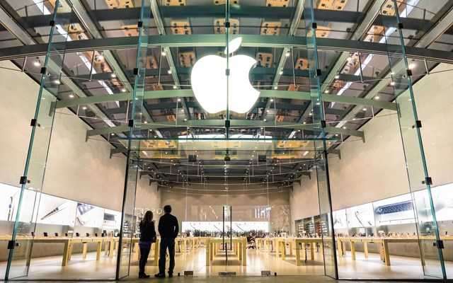 Η Apple χάνει μερίδια αγοράς στην Κίνα