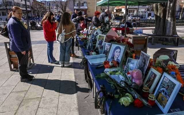 Βόρεια Μακεδονία: Θρήνος στις κηδείες των θυμάτων της τραγωδίας στο Κότσανι