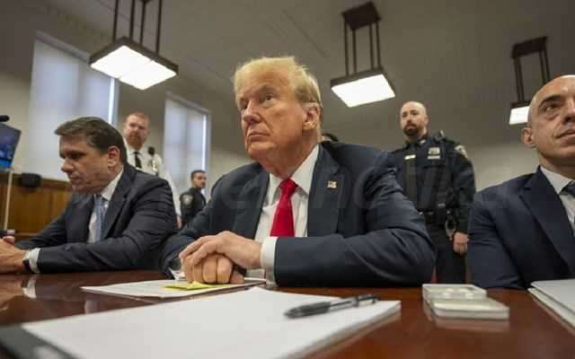 Την Παρασκευή η ποινή του Τραμπ για την υπόθεση Στόρμι Ντάνιελς - Δεν κατάφερε να εξασφαλίσει αναβολή