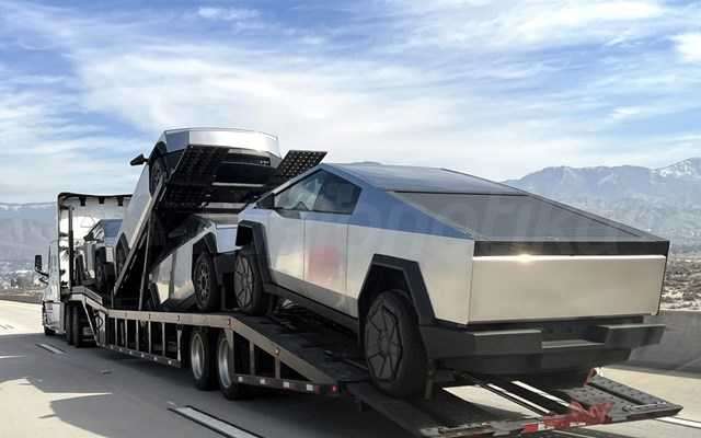 Tesla: Ανακαλεί σχεδόν όλα τα Cybertrucks στις ΗΠΑ
