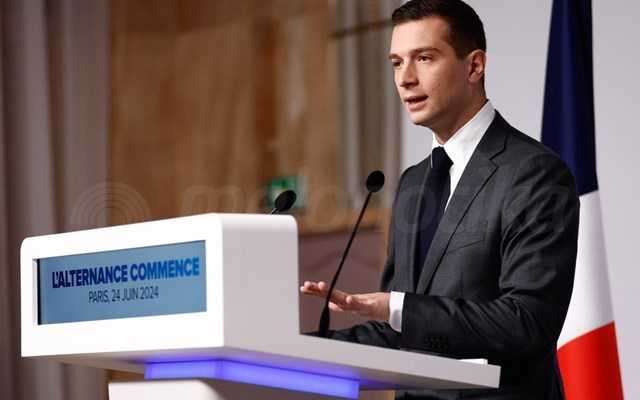 Γαλλία - δημοσκόπηση: Αδιαφιλονίκητο φαβορί του α' γύρου των προεδρικών ο ακροδεξιός Μπαρντελά