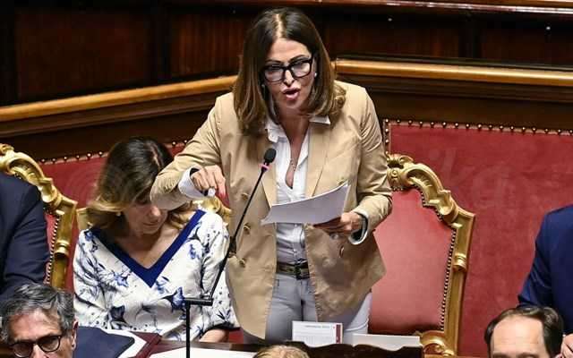 Ιταλία: Σε δίκη παραπέμπεται η υπουργός Τουρισμού Ντανιέλα Σαντανκέ - Την παραίτησή της ζητά η αντιπολίτευση