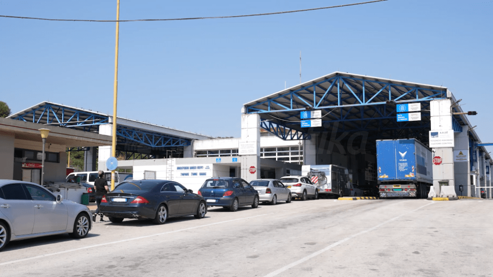 Συλλήψεις αλλοδαπών σε συνοριακούς σταθμούς Σαγιάδας και Κακαβιάς