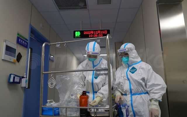 Κίνα: Υποστηρίζει ότι έχει μοιραστεί τις περισσότερες πληροφορίες που αφορούν την COVID-19 με τη διεθνή κοινότητα