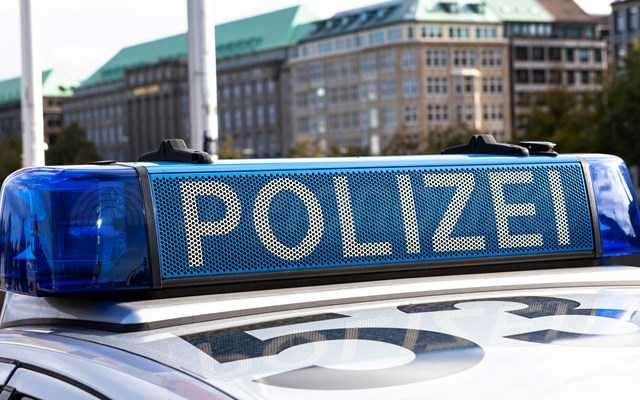 Αυτοκίνητο έπεσε πάνω σε πλήθος στο Μόναχο - Πληροφορίες για αρκετούς τραυματίες