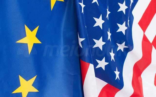 Η ΕΕ προτιμά τον διάλογο από τα αντίποινα στους δασμούς του Τραμπ