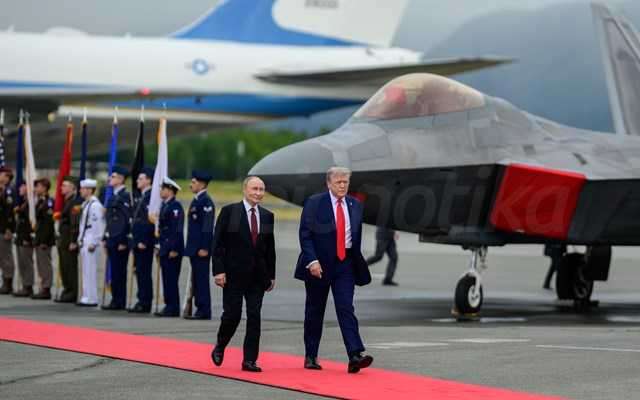 "Ρωσικές διατυπώσεις" στο σχέδιο Τραμπ για την Ουκρανία βλέπει ο Guardian